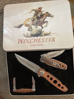 Winchester Limited Edition Knife Set 4pc Wood Handles w/ Original Tin